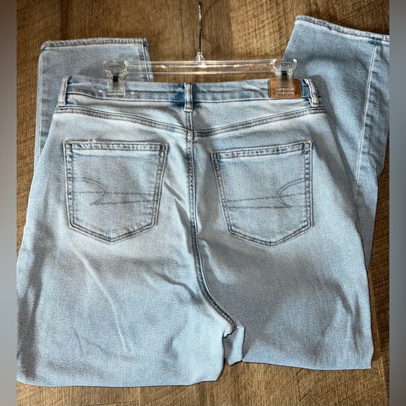 American Eagle Straight Leg Jeans - Picture 2 of 4